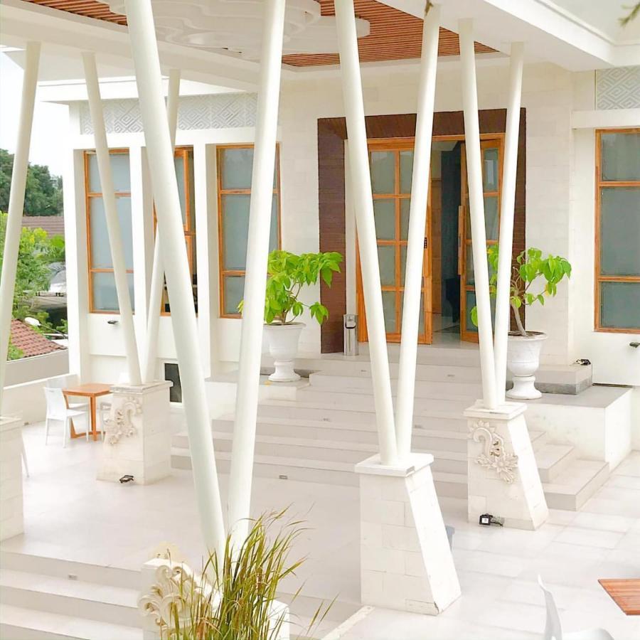 Luminor Hotel Banyuwangi By Wh Zewnętrze zdjęcie